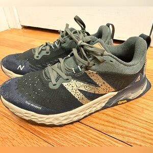 New Balance Men's Fresh Foam X Hierro V6
Trail Running Athletic Shoes